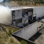 Incêndio em Eiras mobiliza uma centena de Bombeiros