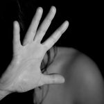 Homem de 28 anos detido, em Coimbra, por violência doméstica